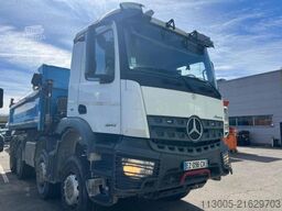 Mercedes-Benz Arocs 3243