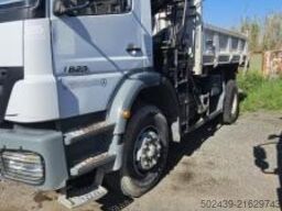 Mercedes-Benz Axor 1823 avec Grue auxiliaire HIAB XS