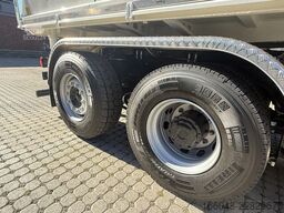 MAN TGS 28.440 TGS 28.440 6x4-4  3-Seiten-Kipper Hi...