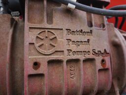 MAN TGS 35.400 8x4 E5 / HYVA HOOK LIFT 32.56