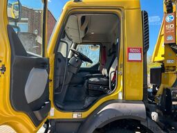 RENAULT D14 220 3Skipper + Effer 65 2S Kran