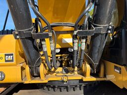 Caterpillar 330
