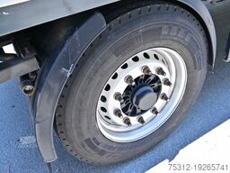 Schwarzmüller PA 2/E  Schiebeplane Durchlader 2,7m Reifen 60%