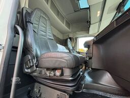 Volvo FH500 6x4 TANDEM LIFT / 75T GCW