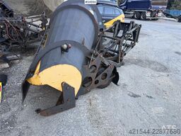 Øveraasen Dh-285U Snow Plow Blade