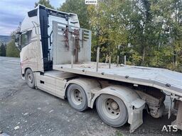 Volvo FH500 6x4 Tractor Unit with Hydraulics – 230,000 k