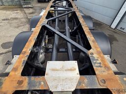 Van Hool 3-ASSIGE OPLEGGER A3C002 20/30 FT ADR trailer.