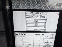 Van Hool 3-ASSIGE OPLEGGER A3C002  20/30 FT ADR trailer.