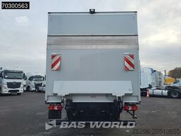 Mercedes Atego 818 4X2 8tonner Automatic 1500kg Ladebord...