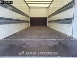 Mercedes Atego 818 4X2 8tonner Automatic 1500kg Ladebord...