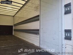 Mercedes Atego 818 4X2 8tonner Automatic 1500kg Ladebord...