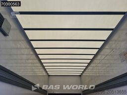 Mercedes Atego 818 4X2 8tonner Automatic 1500kg Ladebord...