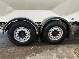 Feldbinder HZEUT 30.2 Silo Anhänger Lebensmittel 4 Kammern