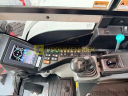 Takeuchi TB 295 W Engcon Draaikantelstuk