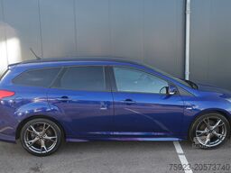 Ford FOCUS WAGON 1.5TDCI ST-Line