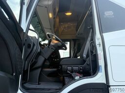 Iveco S-WAY 570