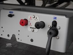 Lag O-3-ST L4BH bitumen semi-trailer / ADR