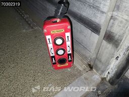 Volvo FM 330 6X2 Frigoblock FK25SL 2000kg Ladebordwan...