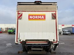 SCHMITZ CARGOBULL 2 Achs Tandem Koffer Durchladesystem LBW defekt