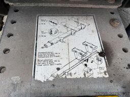 SCHMITZ CARGOBULL 2 Achs Tandem Koffer Durchladesystem LBW defekt
