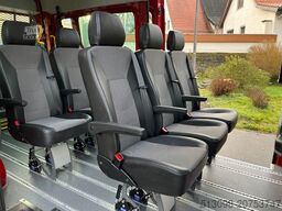 VOLKSWAGEN CRAFTER 2.0 TDI 8 SITZER KLIMA 1.HAND HECKLIFT