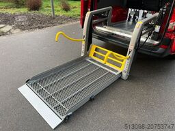 VOLKSWAGEN CRAFTER 2.0 TDI 8 SITZER KLIMA 1.HAND HECKLIFT