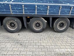 Schmitz Cargobull Curtainsider Mega