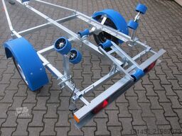 trailershop Boot Trailer Bootanhänger Neptun Navy 750kg sofort verfügbar nach Bestellung