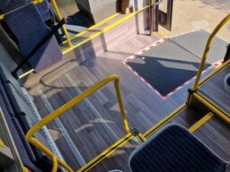 MERCEDES-BENZ Frontniederflur Sprinter 515/517 Daily