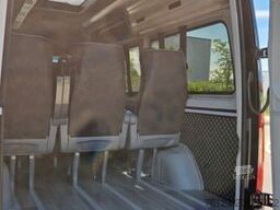 MERCEDES-BENZ 519 Allrad 4 x 4 Vorlauffahrzeug GSR2