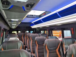 MERCEDES-BENZ 519  Allrad 4 x 4 Vorlauffahrzeug  GSR2