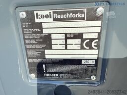 Combilift C5000XL GAS TRIPLEX 6000 EXTENDABLE FORK