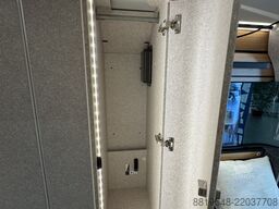 Hymer Venture S