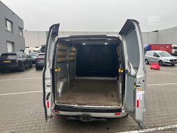 Ford Transit Custom 320 / 2.0 TDCI / L2H1 Limited / ...