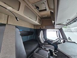 VOLVO FM 13.420 6X2 STEER AXLE PTO