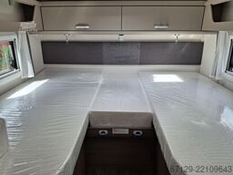 CARADO Edition26 T Ford 447 Trail 165PS Auto / Xenon