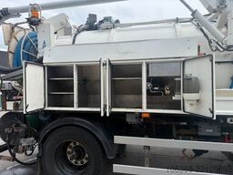 SCANIA P270 4x2 Hvidtved Larsen 7000 L Suction arm