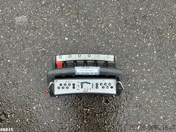 Mercedes-Benz ANTOS 1827 Euro 6 Hiab 14 Tonmeter laadkraan