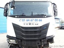 IVECO S WAY 460 LNG RETARDER ACTIVE SPACE