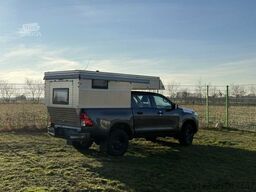  Hilux 2.4 4x4 Double Cab NESTLE TRAVEL MC