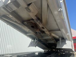 Mercedes-Benz Arocs 3251 LK 8x4/4 Arocs 3251 LK 8x4/4, Retarder, Stahlmulde ca. 15m³, hydr. Heckklappe