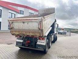 Mercedes-Benz Arocs 3253 K 8x4/4 Arocs 3253 K 8x4/4, Retarder, Stahlmulde ca. 15m³, hydr. Heckklappenöffnung