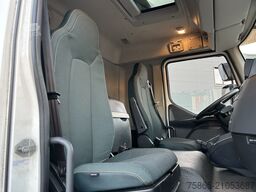 Volvo FL 210 Euro 6 E / 12 Ton / 259 dkm / Box / Laad...