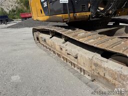 Caterpillar 336EL Excavator with Digging Bucket