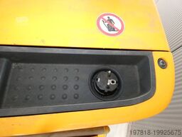 Jungheinrich EJC 212 - 430 DZ