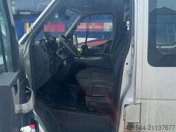 Opel Movano minibus – 17 seats (only approx. 99,000 km)