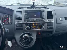 Volkswagen Caravelle – 7 seats with wheelchair lift