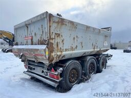 Maur Triple-Axle Trailer