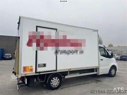 Mercedes-Benz Sprinter 4x2 box truck.