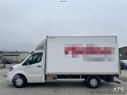 Mercedes-Benz Sprinter 4x2 box truck.